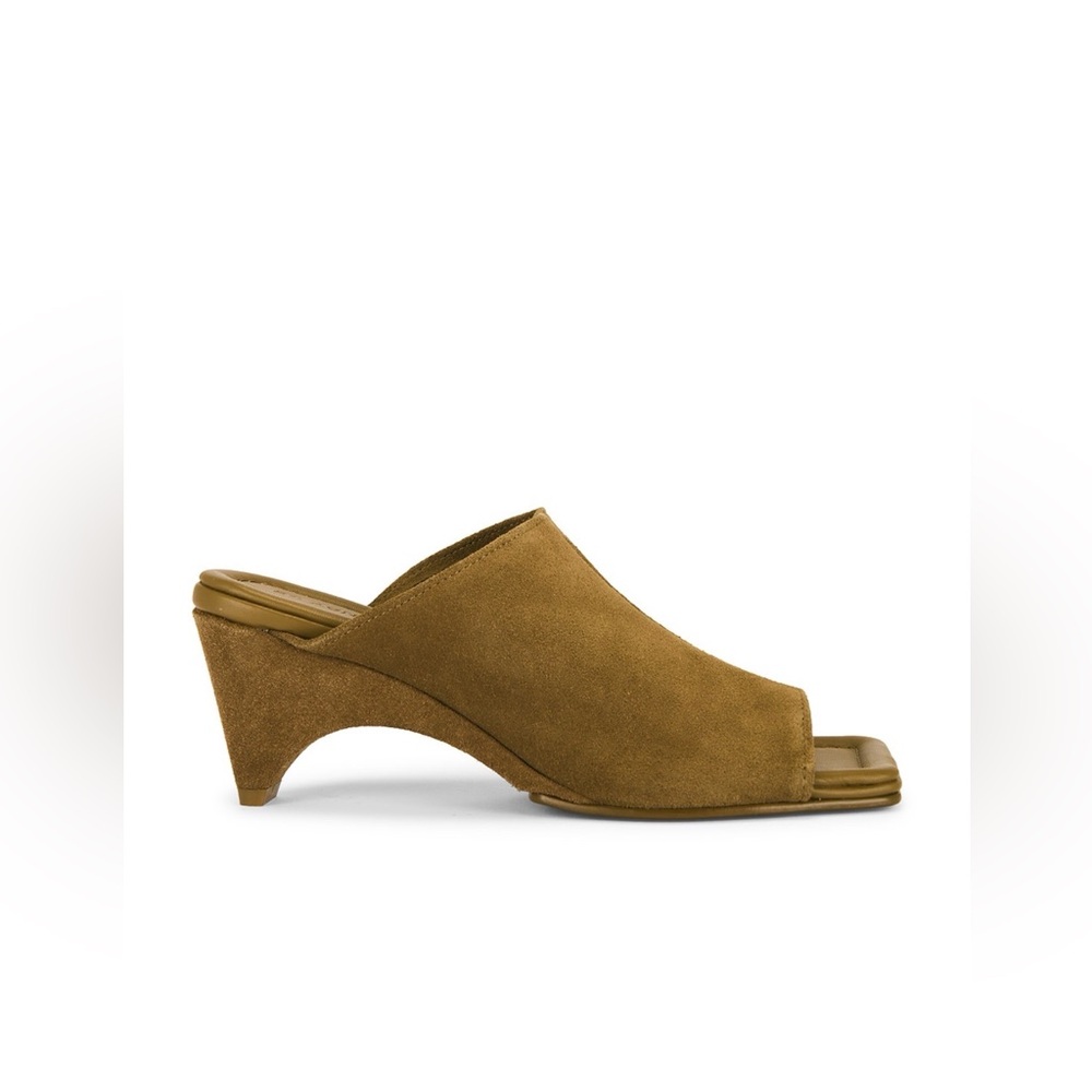 NWT St Agni Women's Suede Arc Wedge Heel in Oak 38